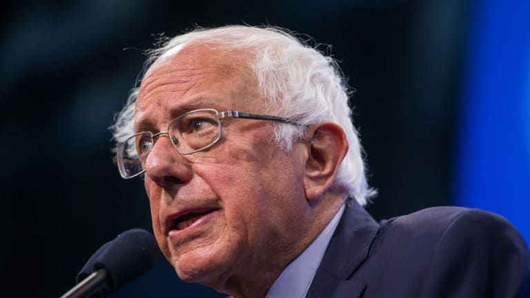 Bernie Sanders Doesn't 'Hate' The Media, He Wants Corporate Influence Out of It