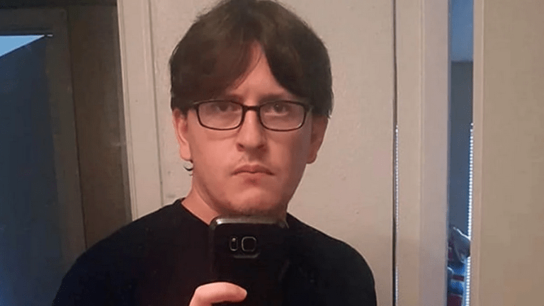 Dallas Courthouse Shooter Posted Far-Right Nazi and Confederate Memes